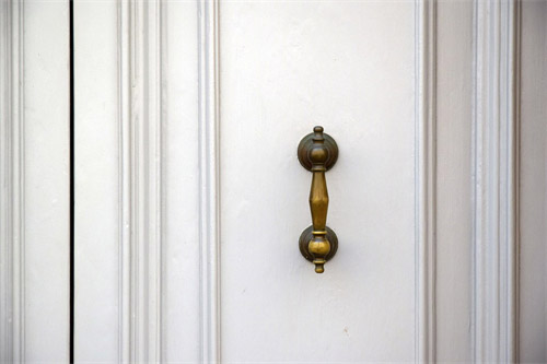 How To Upgrade Your Door Handle And Knob?