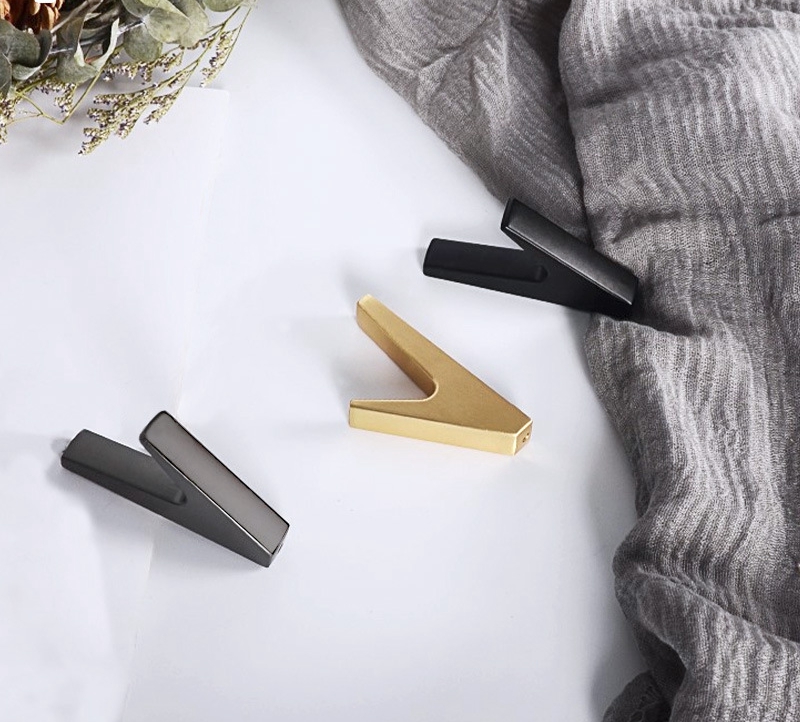 Simple Traditional Zamak alloy Coat Hook 