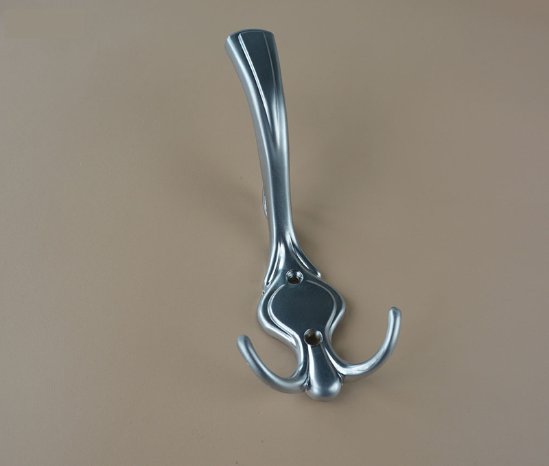 Simple Traditional Zamak alloy Coat Hook 